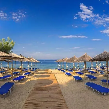 Aelia Seaside Luxury Nea Karvali