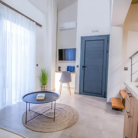 Aelia Seaside Luxury Nea Karvali