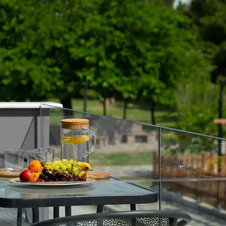 Aelia Seaside Luxury Hotel