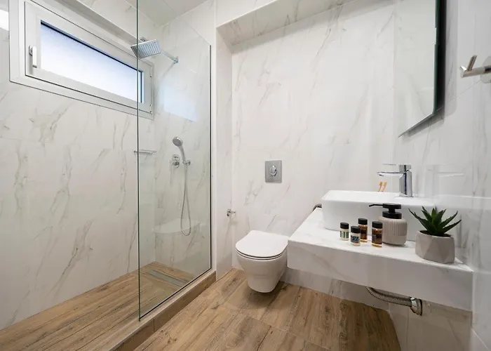 Aelia Seaside Luxury Nea Karvali