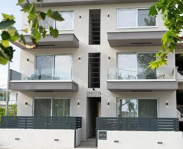 Aelia Seaside Luxury Hotel *