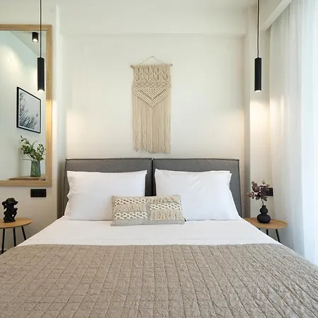 Aelia Seaside Luxury Otel Nea Karvali