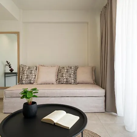 Aelia Seaside Luxury Отель