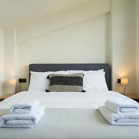 Aelia Seaside Luxury