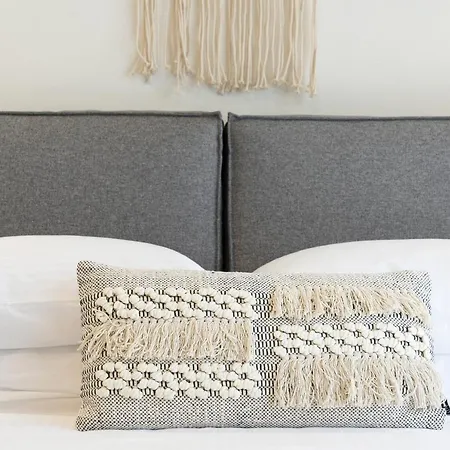 Aelia Seaside Luxury