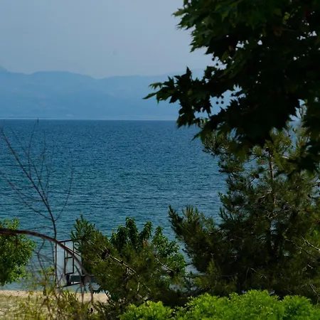 Отель Aelia Seaside Luxury *