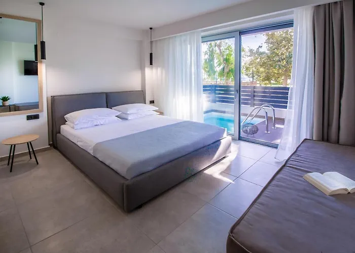 Aelia Seaside Luxury