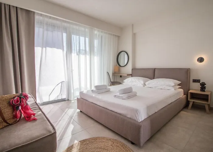 Aelia Seaside Luxury Νέα Καρβάλη