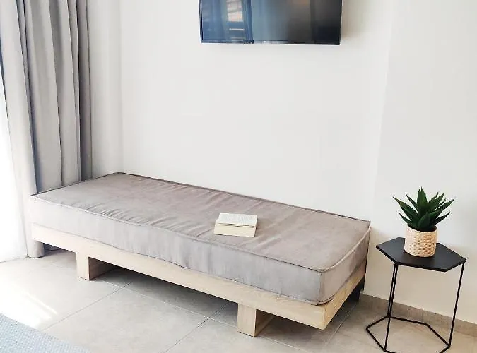 Ξενοδοχείο Aelia Seaside Luxury Νέα Καρβάλη