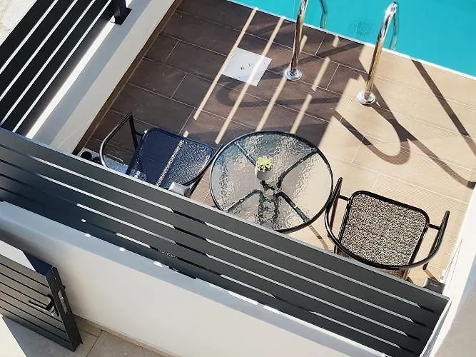 Aelia Seaside Luxury Hotel Nea Karvali